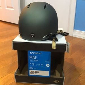 GIRO ROVE Snow Sports Helmet